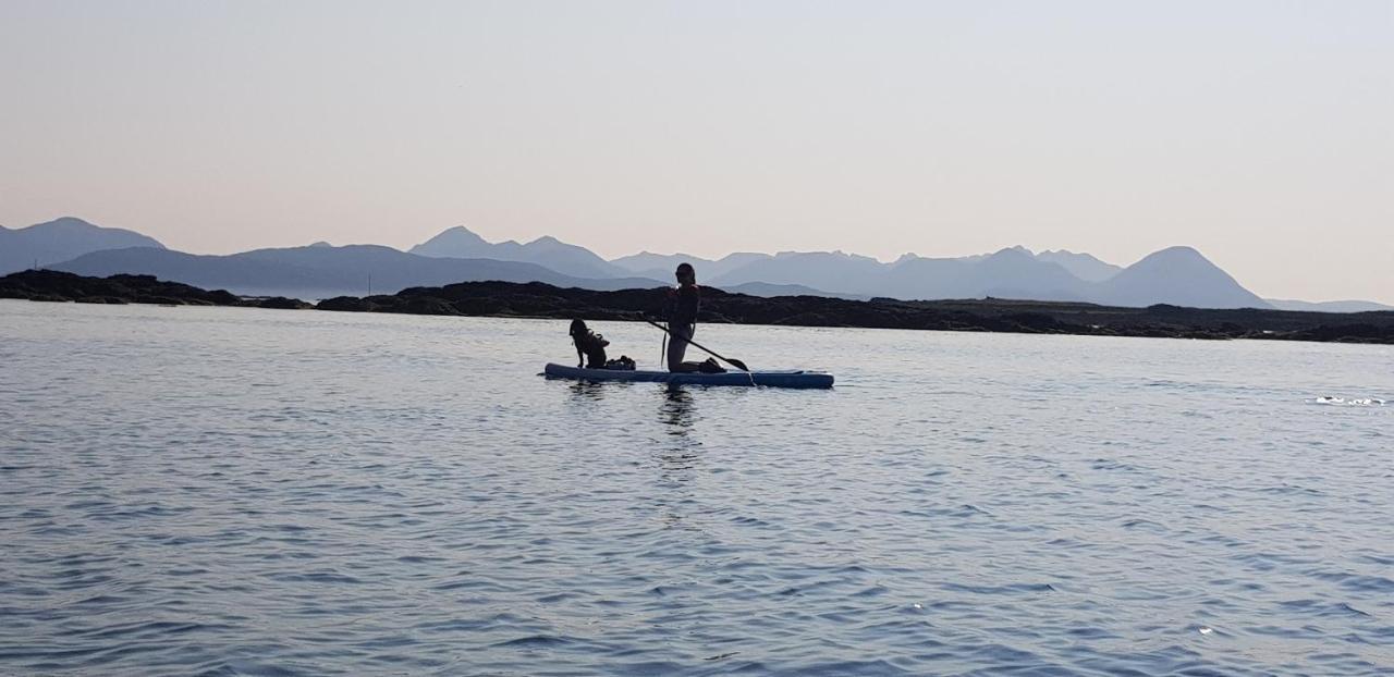 & Self Catering Cabins, 90 Mins From Skye Bridge, Nc500 Applecross