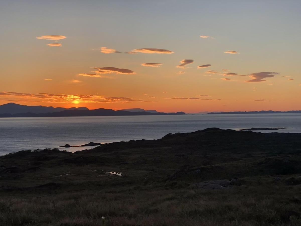 & Self Catering Cabins, 90 Mins From Skye Bridge, Nc500 Bed & Breakfast Applecross
